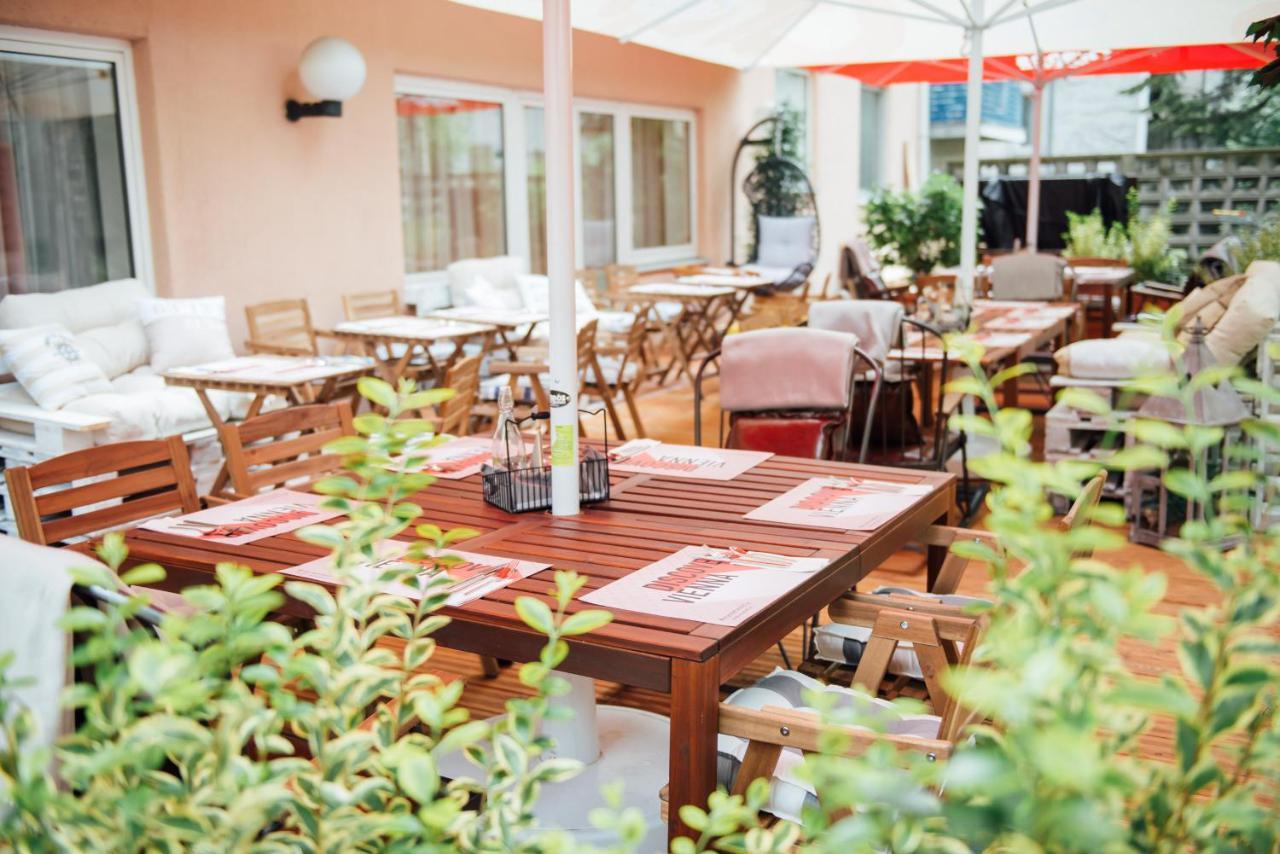 Hostal Mynext - Westbahnhof One *