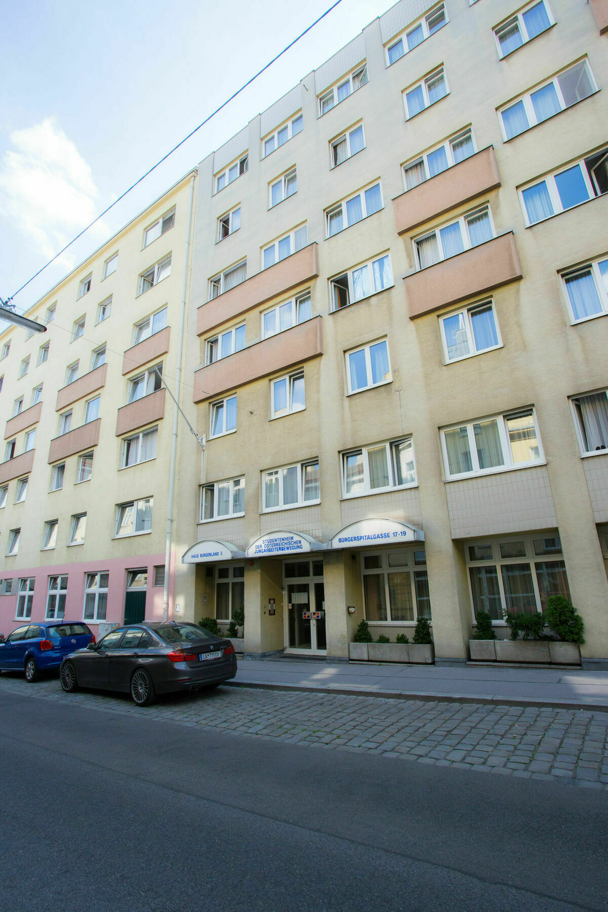 Hostal Mynext - Westbahnhof One *